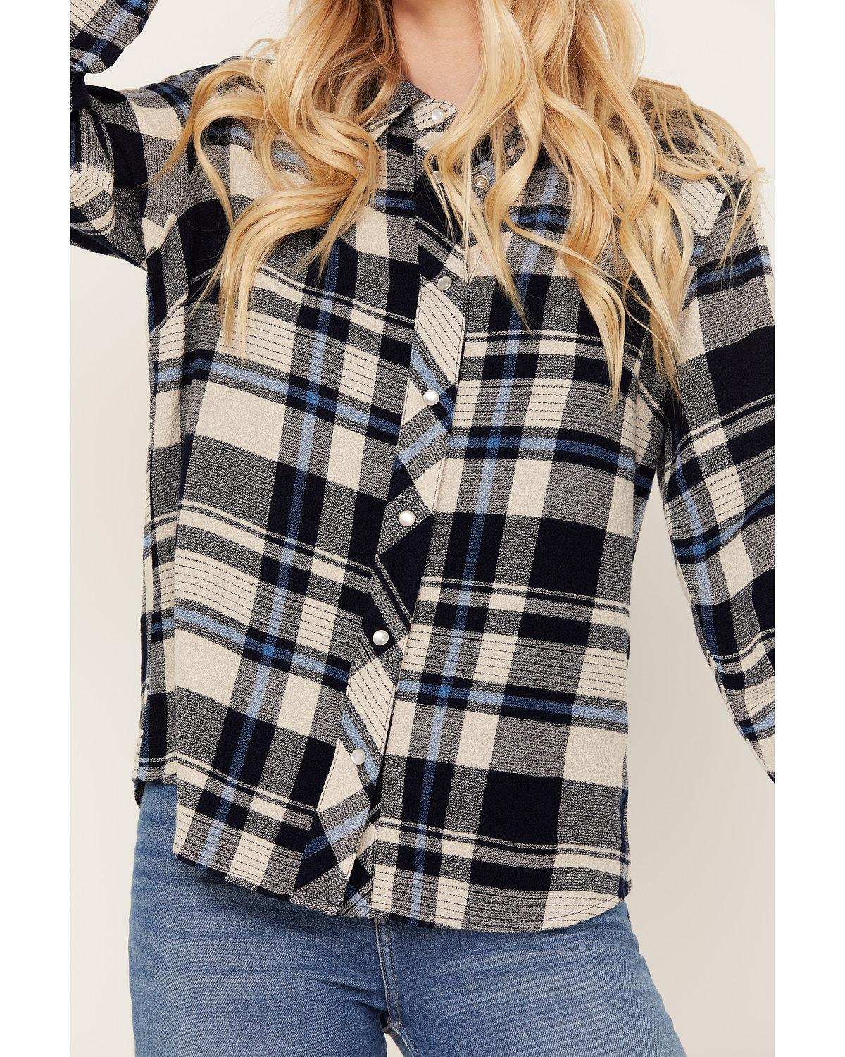 Woodlands Feather Light Plaid Western Top