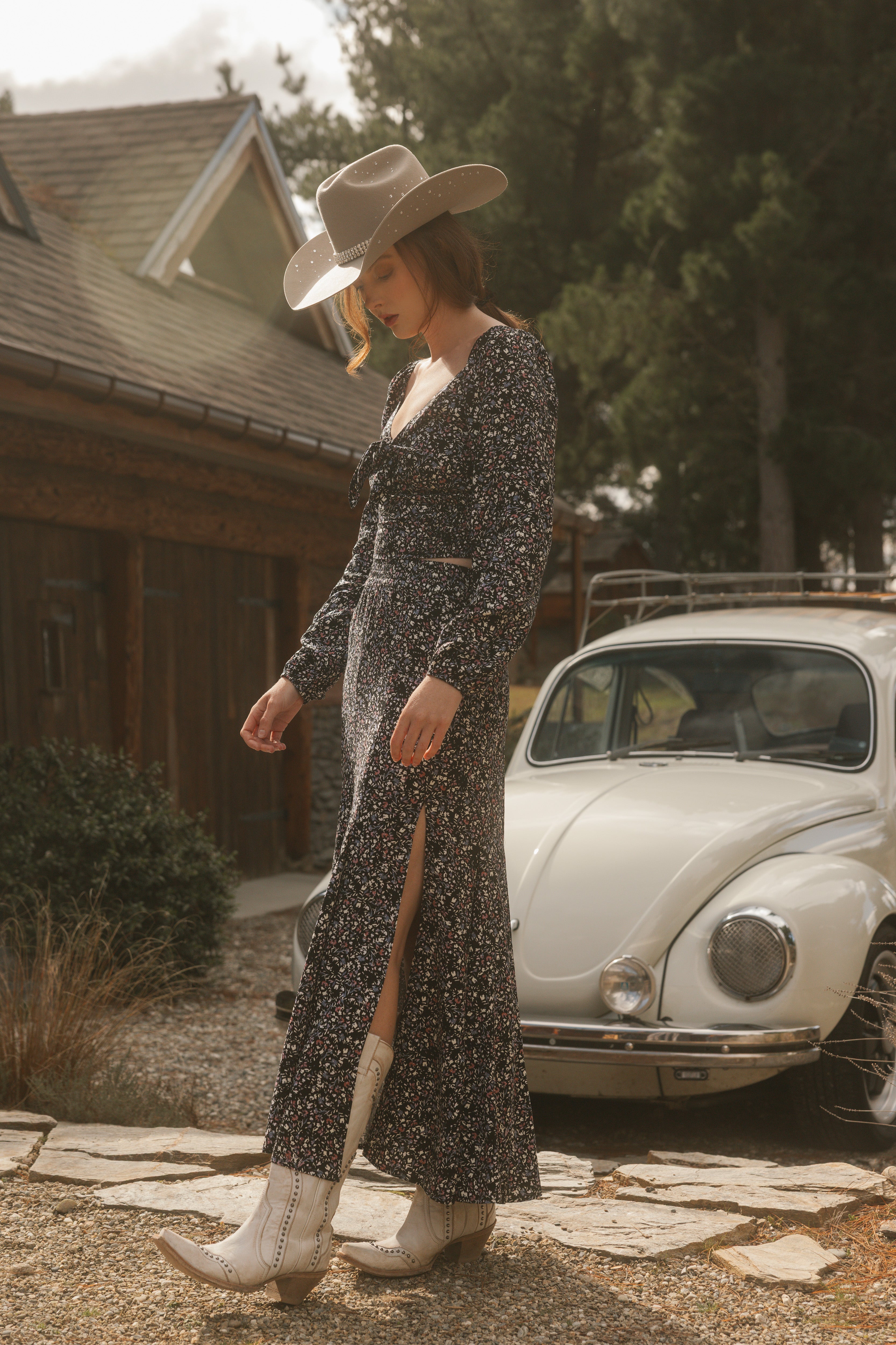 Ridgepoint Ditsy Floral Print High Slit Maxi Skirt