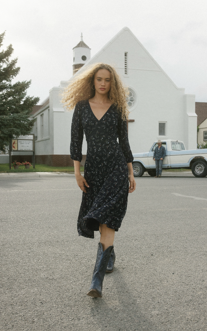 Partner DItsy Floral Print Long Sleeve Midi Dress