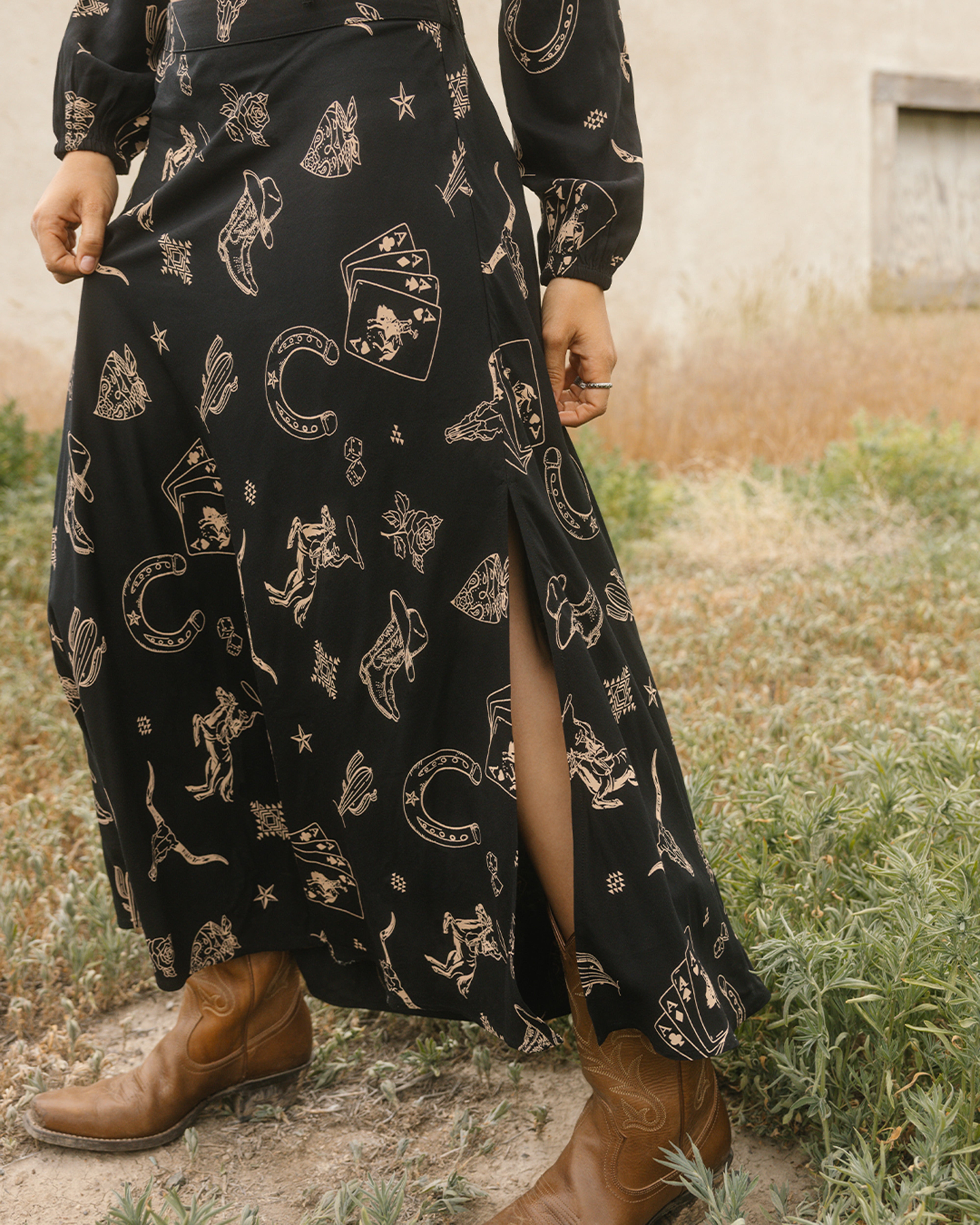 Lutie Conversational Print Midi Skirt