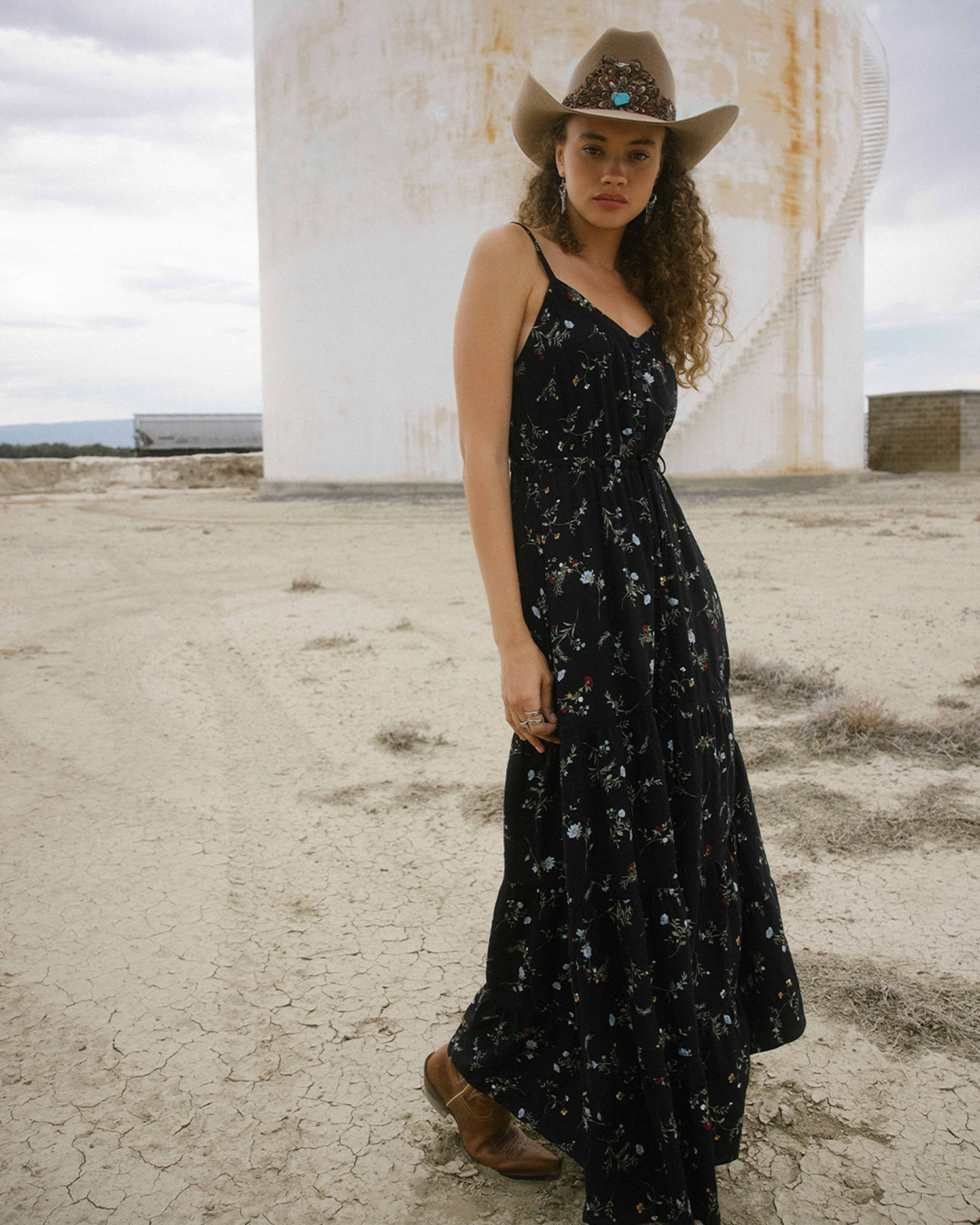 Colt Floral Print Sleeveless Button-Down Maxi Dress