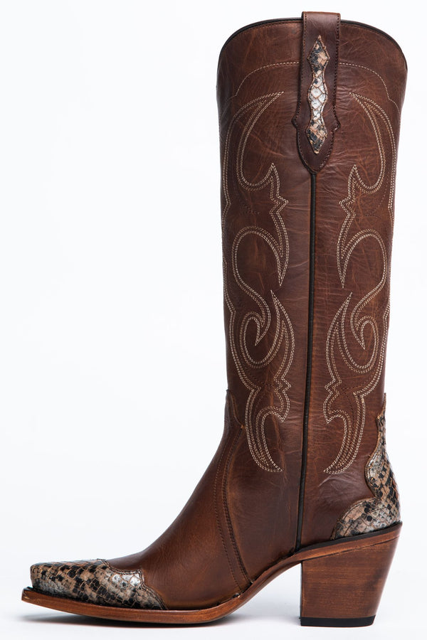 Scaled-Up Western Boots - Snip Toe